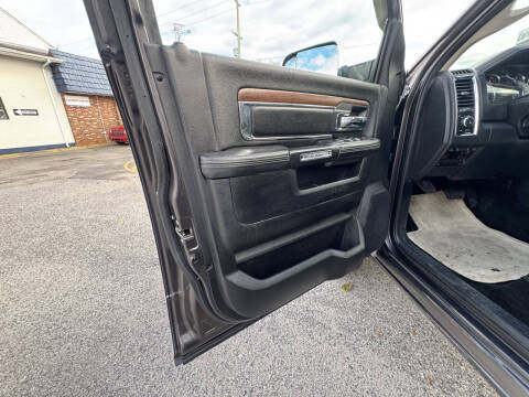 2016 RAM 3500 Laramie