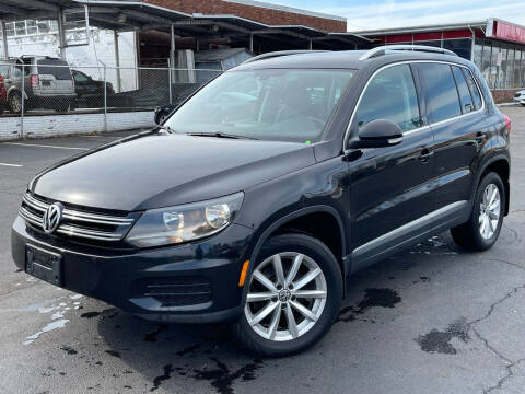 2017 Volkswagen Tiguan for sale at MAGIC AUTO SALES in Little Ferry NJ