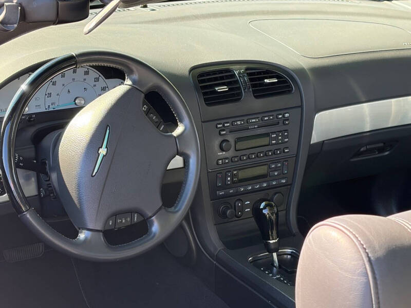 2002 Ford Thunderbird Deluxe