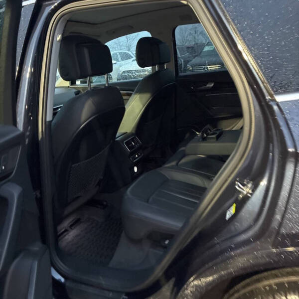 2019 Audi Q5 quattro Premium 45 TFSI