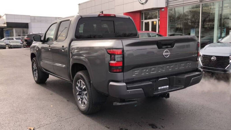 2026 Nissan Frontier SV
