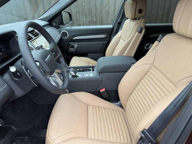 2026 Land Rover Discovery P360 Limited Edition