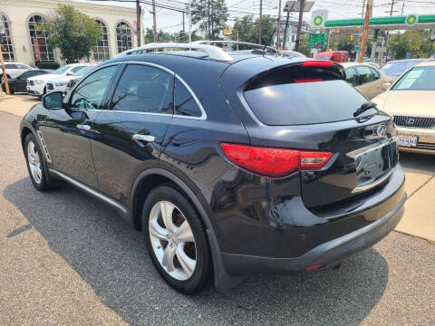 2011 Infiniti FX35
