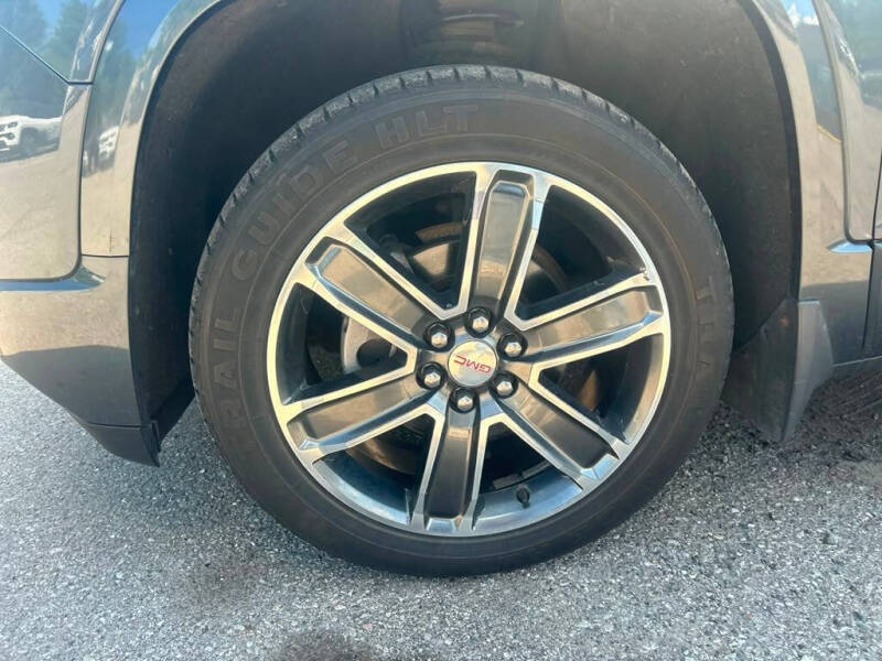 2019 GMC Acadia Denali