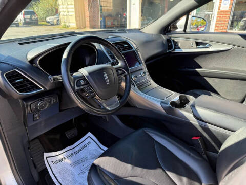 2019 Lincoln Nautilus Reserve