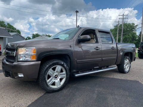 2007 Chevrolet Silverado 1500 for sale at MEDINA WHOLESALE LLC in Wadsworth OH