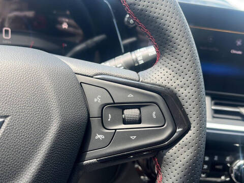 2025 Chevrolet Trax RS