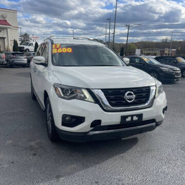2017 Nissan Pathfinder for sale at Auto Bella Inc. in Clayton NC