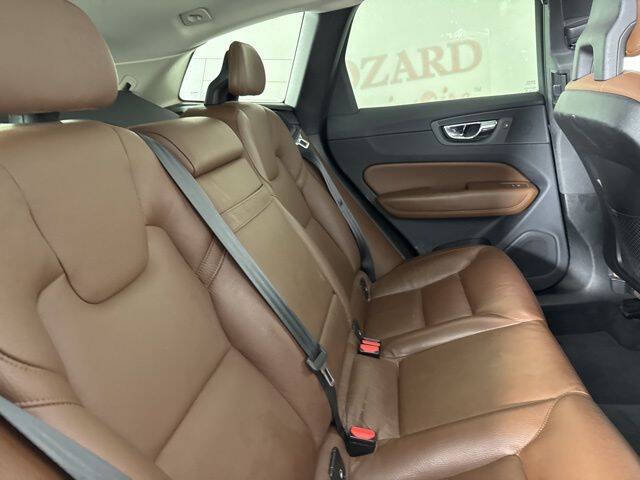 2018 Volvo XC60 T6 Momentum