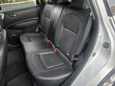 2013 Nissan Rogue SV w/SL Package