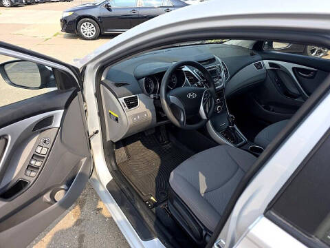 2016 Hyundai Elantra