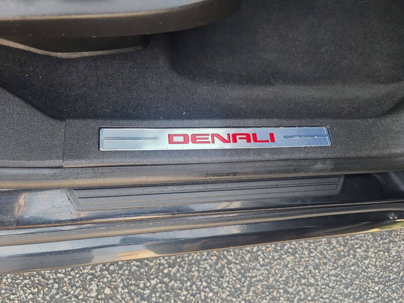 2013 GMC Acadia Denali