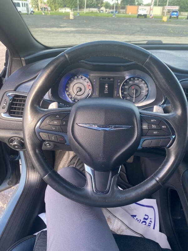 2015 Chrysler 200 S