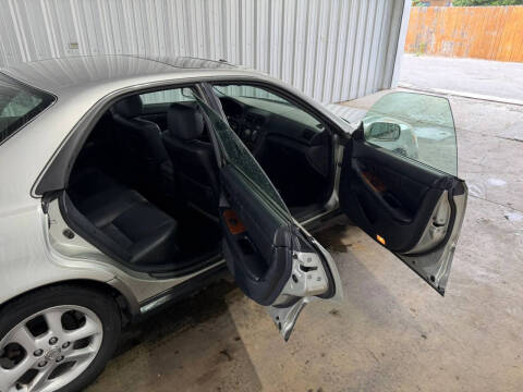 2000 Lexus ES 300