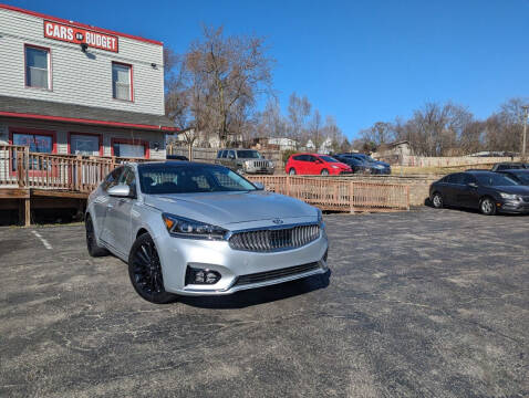 2017 Kia Cadenza for sale at CARS ON BUDGET in Joliet IL