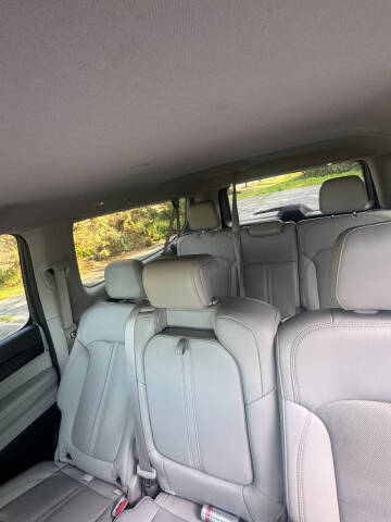 2023 Jeep Wagoneer L