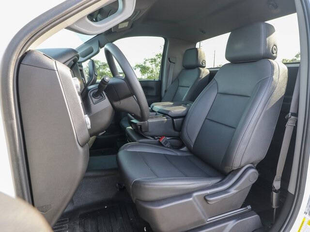 2024 GMC Sierra 2500HD Pro