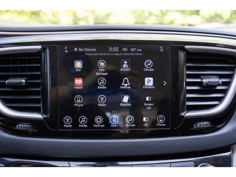 2017 Chrysler Pacifica Touring