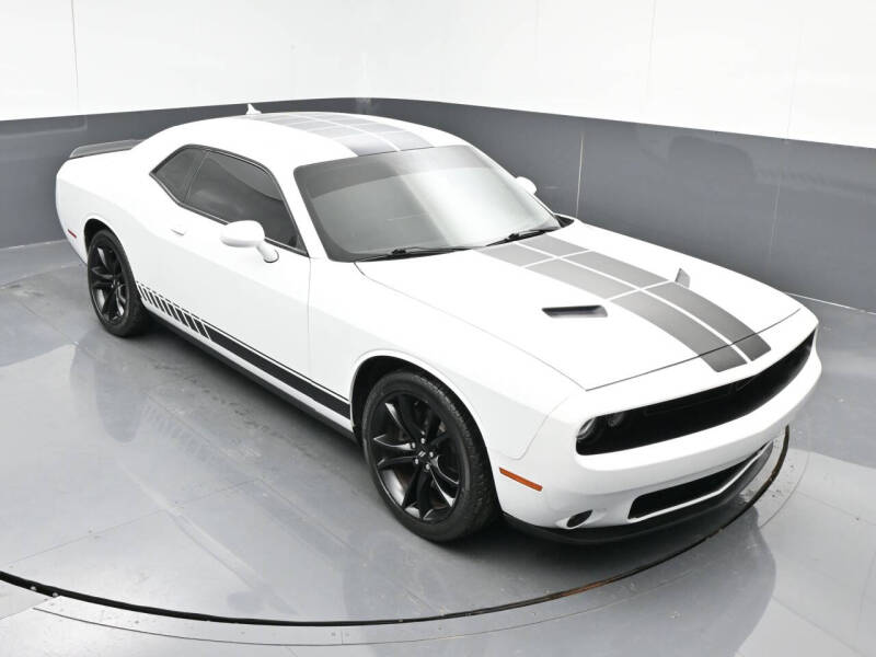 2017 Dodge Challenger SXT