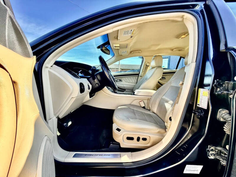2014 Ford Taurus Limited