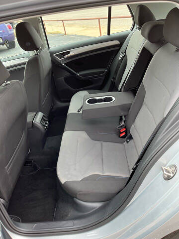 2016 Volkswagen e-Golf SE