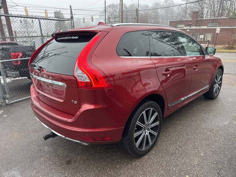 2015 Volvo XC60 T5 Drive-E Premier