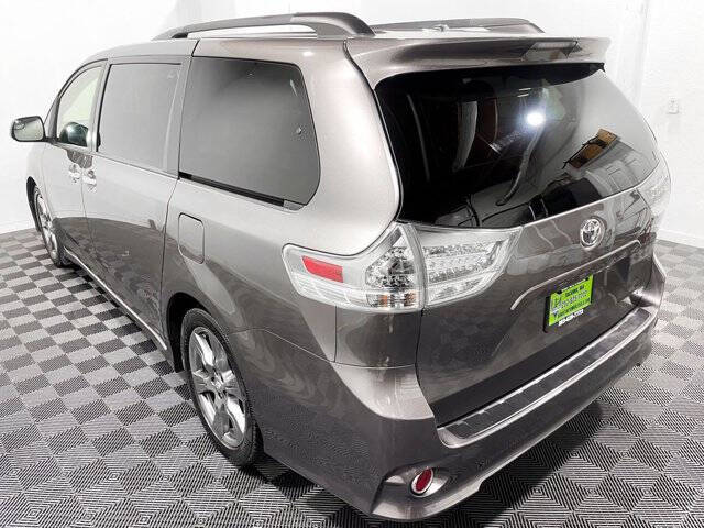 2017 Toyota Sienna
