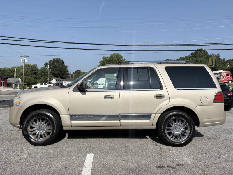 2008 Lincoln Navigator
