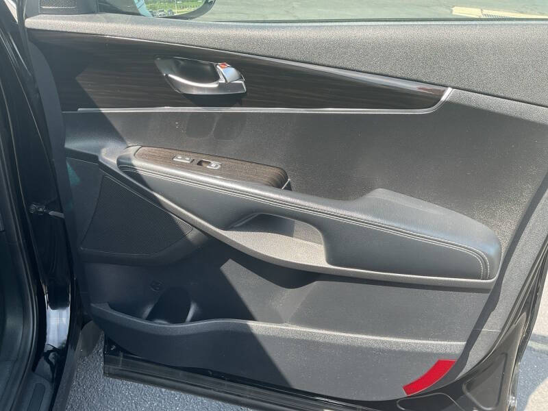 2020 Kia Sorento LX