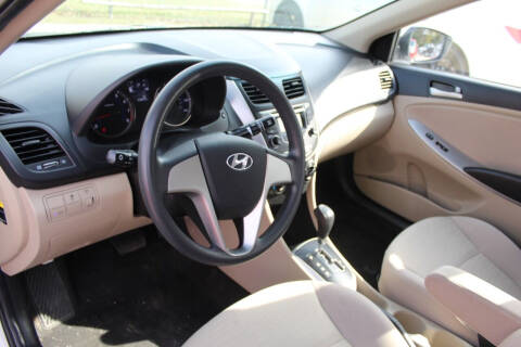 2017 Hyundai Accent SE