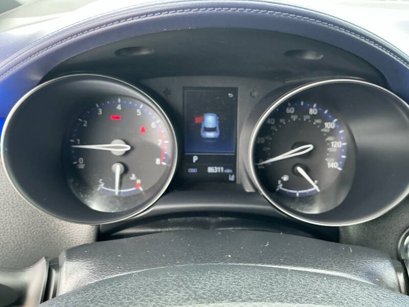 2021 Toyota C-HR XLE