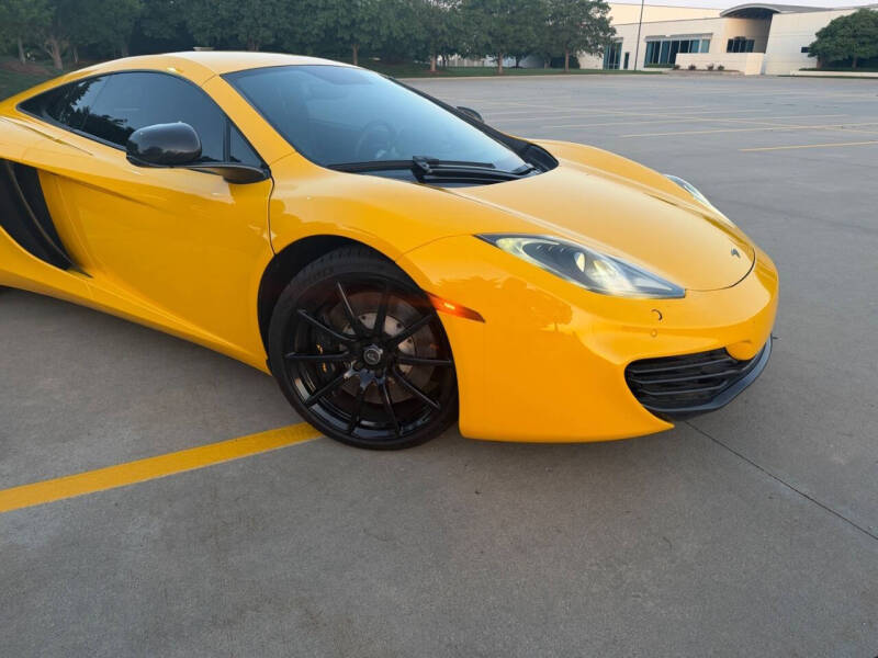 2013 McLaren MP4-12C