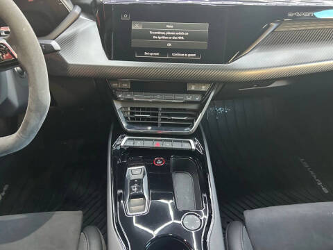 2022 Audi e-tron GT quattro Premium Plus