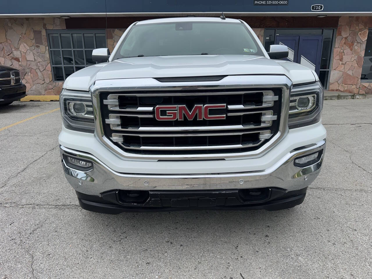 White 2018 GMC Sierra 1500 SLT 4x4 SLT 4dr Crew Cab 5.8 ft. SB 15