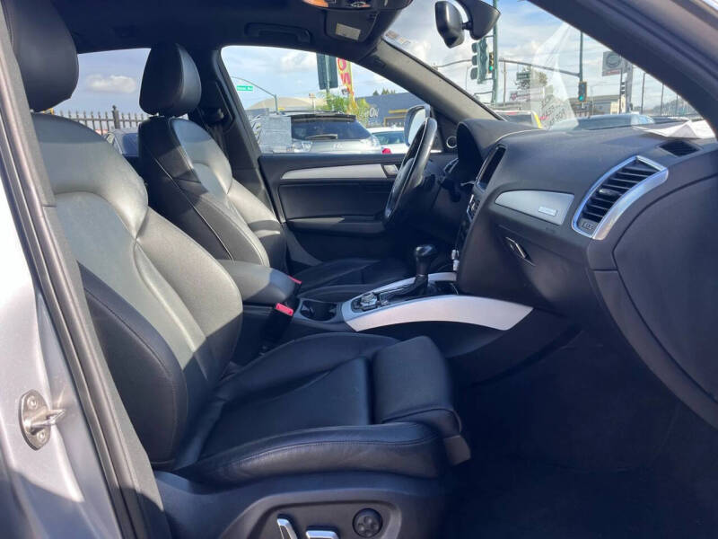 2017 Audi Q5 2.0T quattro Premium Plus