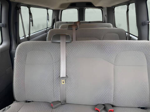 2025 GMC Savana LT 3500