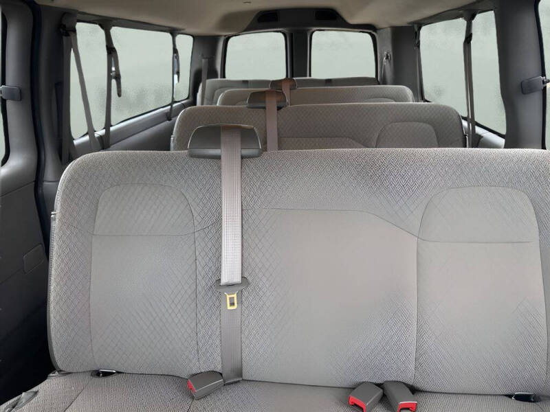 2025 GMC Savana LT 3500
