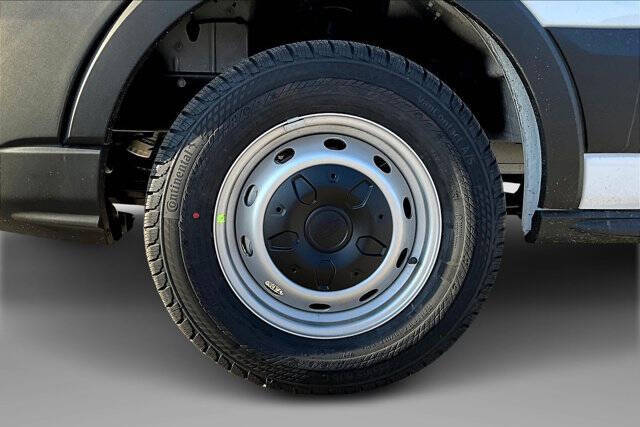 2025 Ford Transit 250