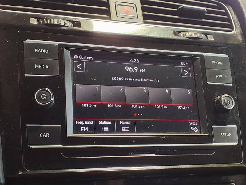 2018 Volkswagen Golf GTI S