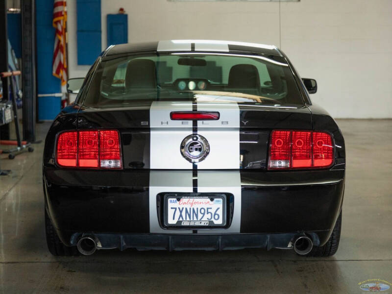 2007 Ford Mustang GT Deluxe