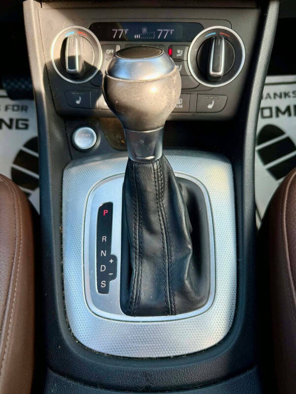 2016 Audi Q3 2.0T Premium Plus