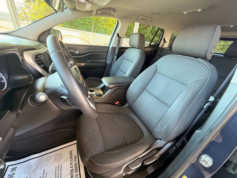 2019 GMC Acadia SLE-1