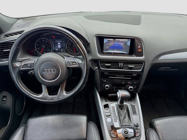 2017 Audi Q5 2.0T quattro Premium Plus