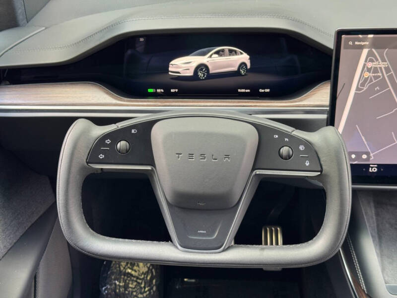 2023 Tesla Model X Standard Range