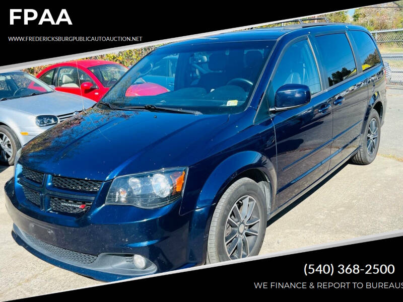 Dodge Grand Caravan's photo