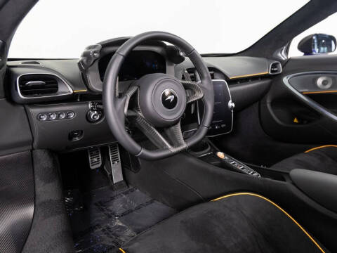 2025 McLaren Artura Spider