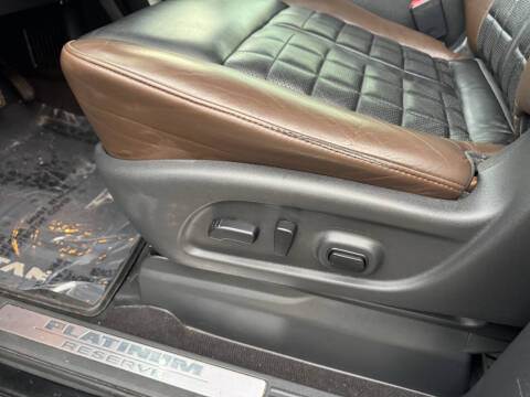 2017 Nissan Titan Platinum Reserve