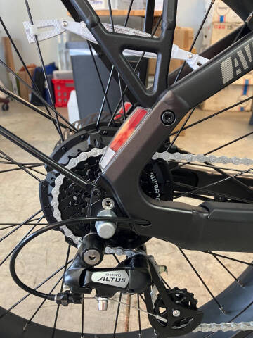 2025 Aventon  D35D3267