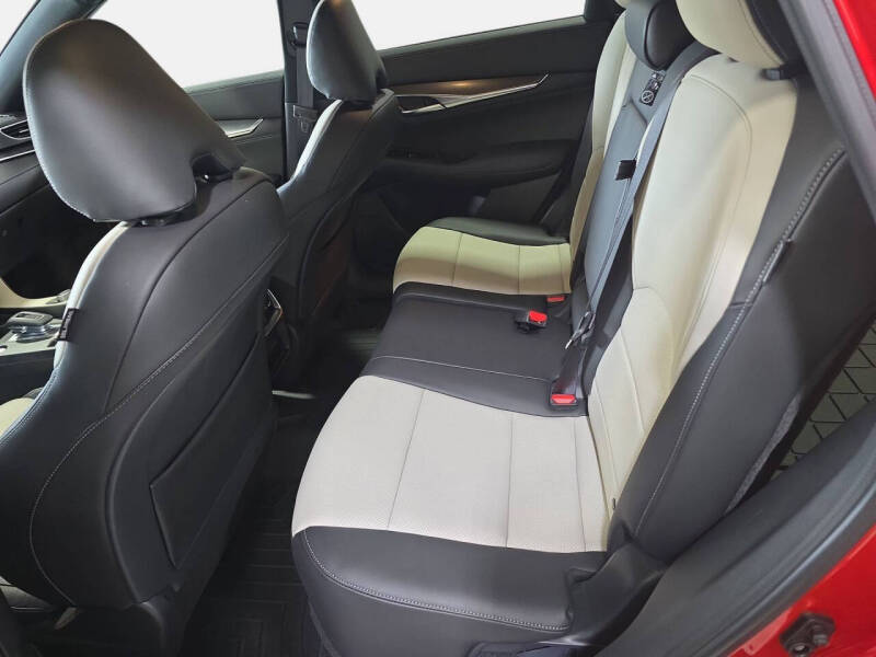 2025 Infiniti QX55 Essential