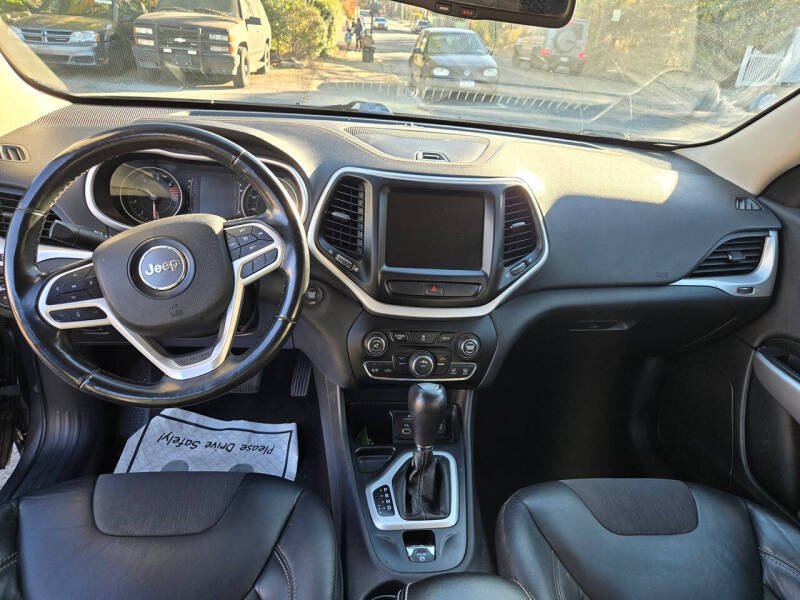 2018 Jeep Cherokee Latitude Plus